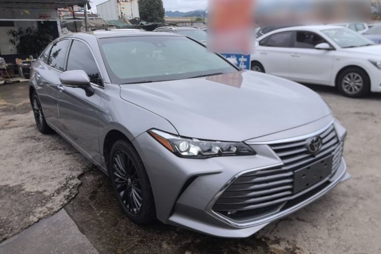 Used Toyota Avalon 2019 2.5L Touring Premium Version China VI Standard Front Right 45 Deg