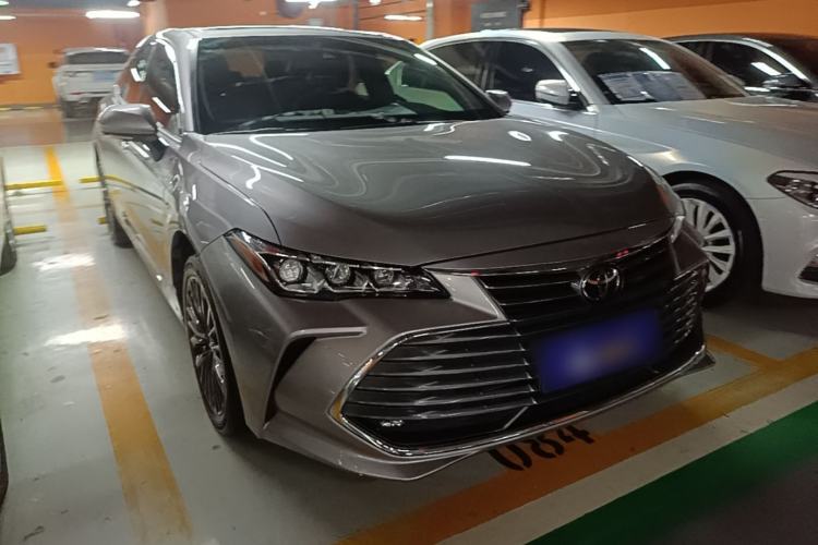 Used Toyota Avalon 2019 2.0L XLE Premium Edition China VI Front Right 45 Deg