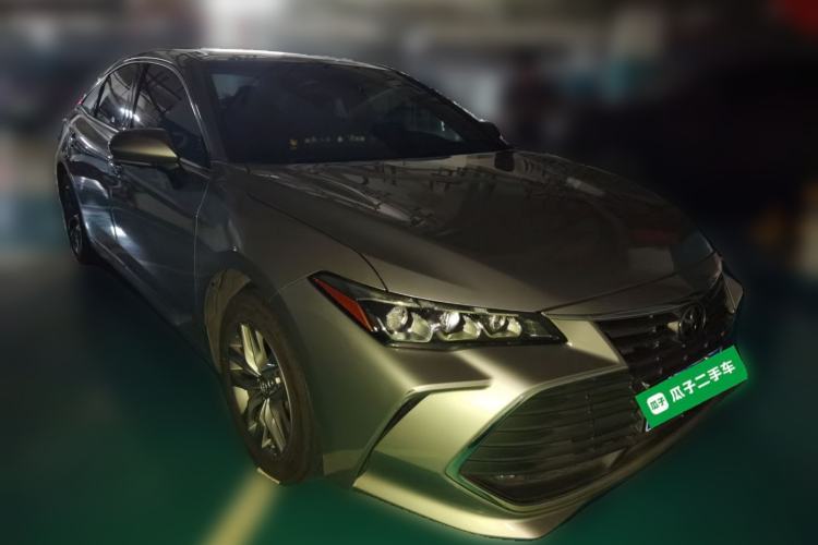 Used Toyota Avalon 2019 2.0L Luxury Edition China VI Standard Front Right 45 Deg