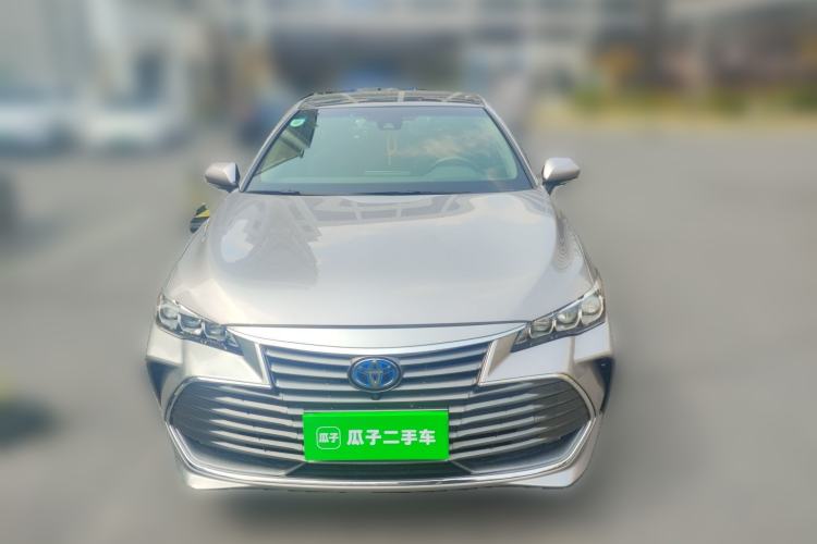 Used Toyota Avalon 2019 Dual-Engine 2.5L XLE Prestige Version China V Standard Front