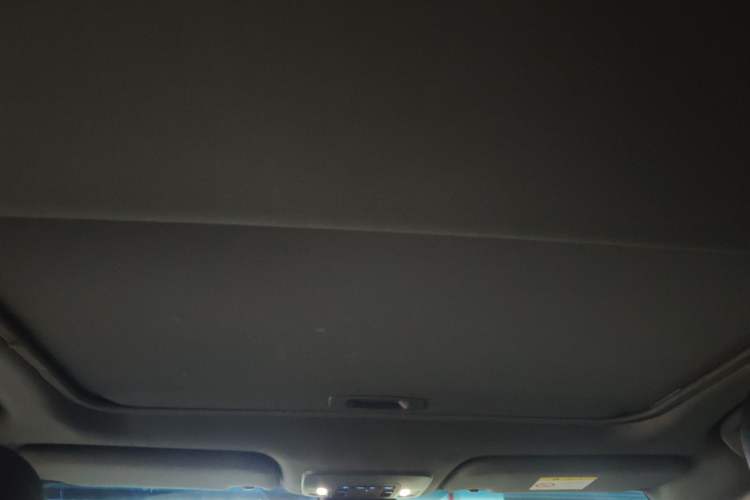 Used Toyota Avalon 2019 2.0L Luxury Edition China VI Standard Headliner