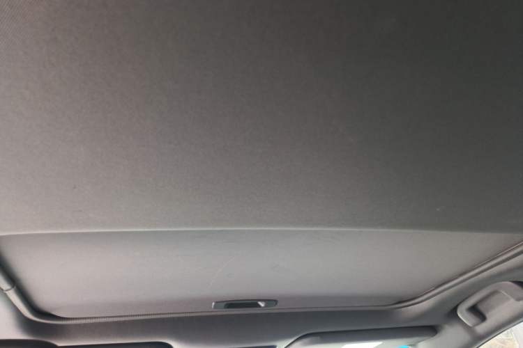 Used Toyota Avalon 2019 2.0L Luxury Edition China VI Standard Headliner
