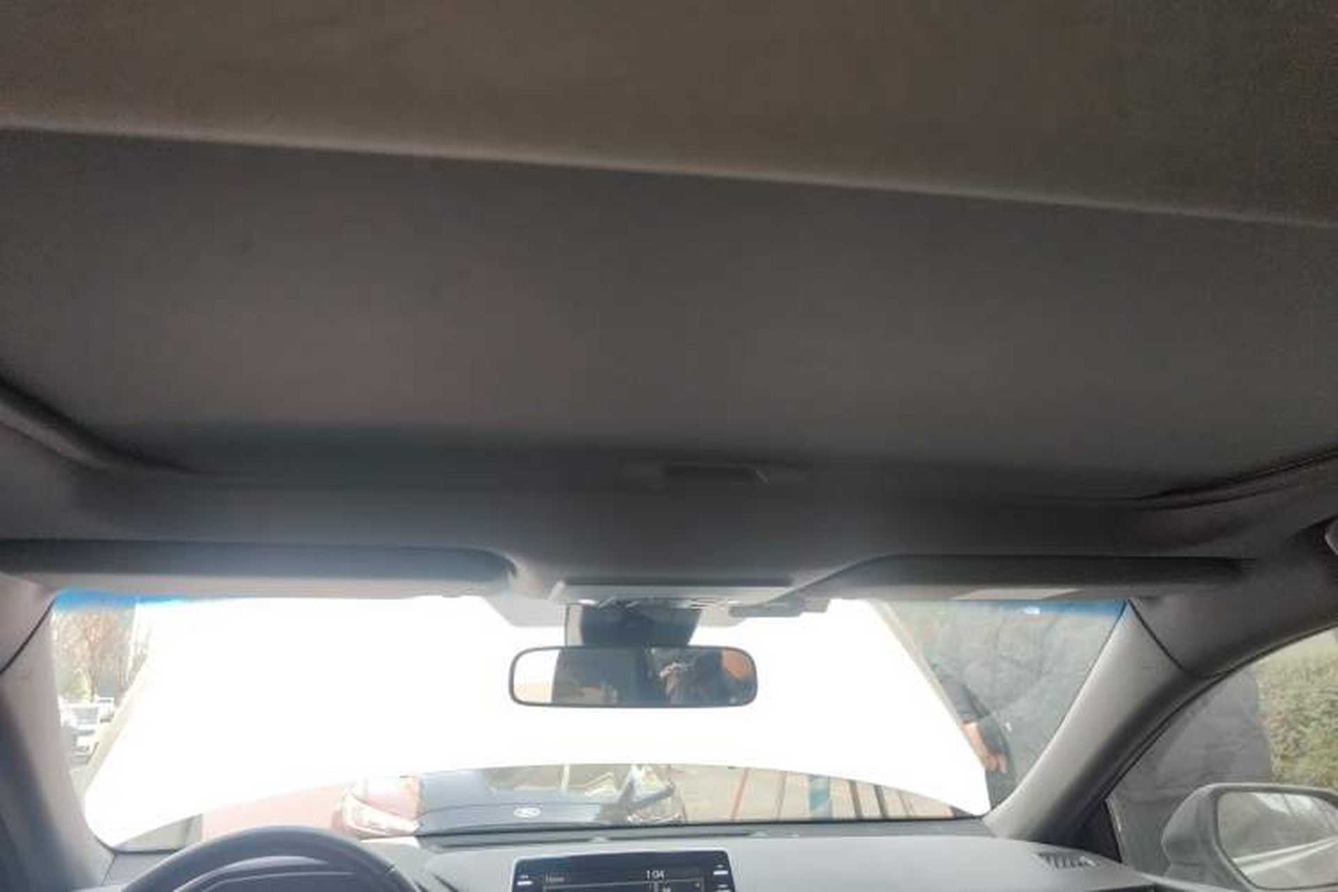 Used Toyota Avalon 2019 2.0L XLE Premium Edition China VI Headliner