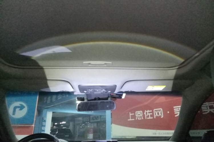 Used Toyota Avalon 2019 2.0L Luxury Edition China VI Standard Headliner