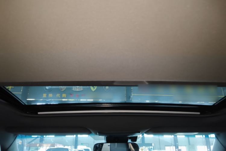 Used Toyota Avalon 2019 Dual-Engine 2.5L Luxury Edition China VI Standard Headliner