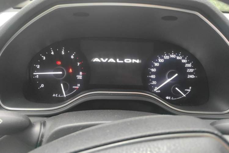 Used Toyota Avalon 2019 2.0L Luxury Edition China VI Standard Instrument Cluster