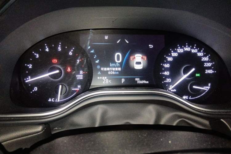 Used Toyota Avalon 2019 2.0L Luxury Edition China VI Standard Instrument Cluster