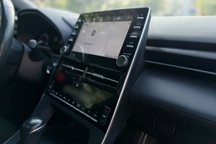 Used Toyota Avalon 2019 2.0L Luxury Edition China VI Standard Interior 8