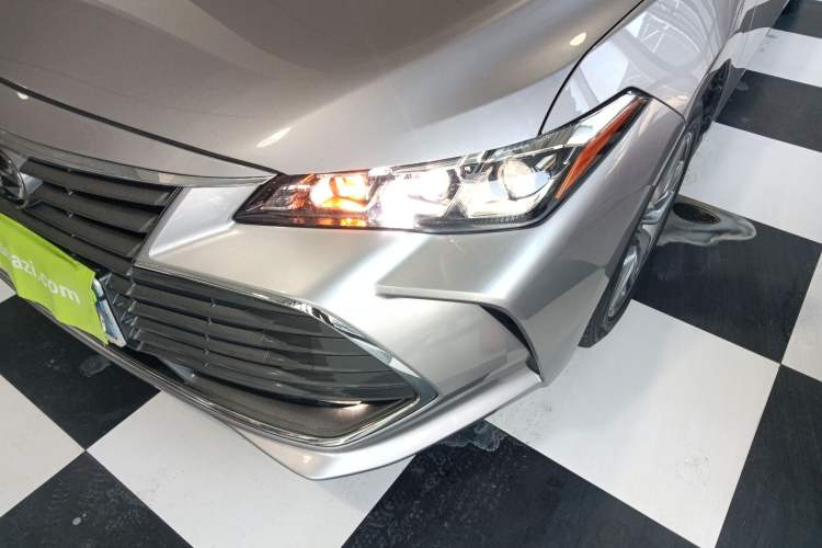 Used Toyota Avalon 2019 2.0L Ambition Edition China VI Left Front Headlight