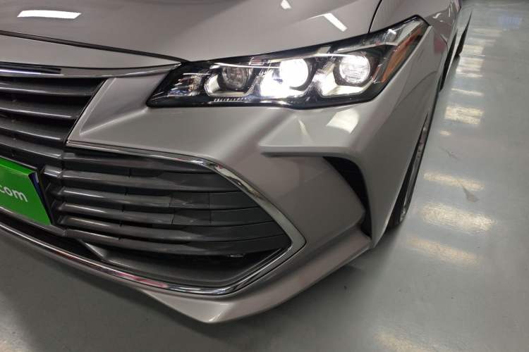 Used Toyota Avalon 2019 2.0L Luxury Edition China VI Standard Left Front Headlight