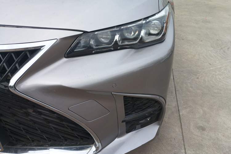 Used Toyota Avalon 2019 2.0L Luxury Edition China VI Standard Left Front Headlight