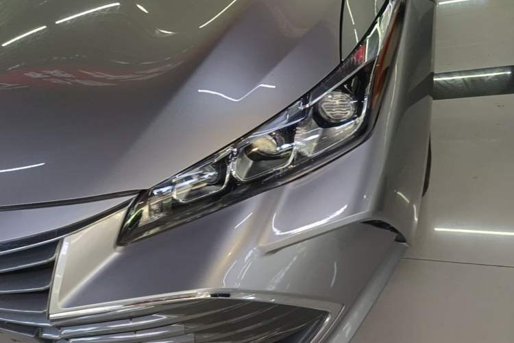 Used Toyota Avalon 2019 2.0L Luxury Edition China VI Standard Left Front Headlight