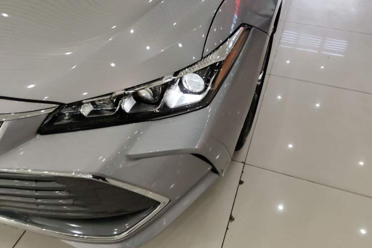 Used Toyota Avalon 2019 2.5L Touring Premium Version China VI Standard Left Front Headlight