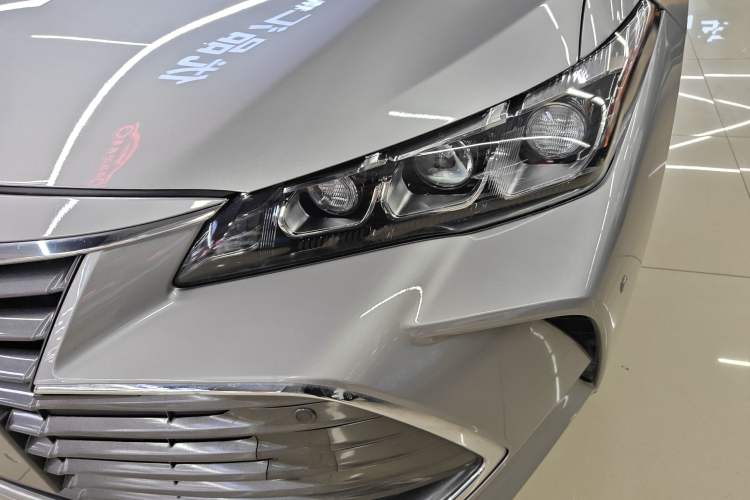 Used Toyota Avalon 2019 2.0L Luxury Edition China VI Standard Left Front Headlight