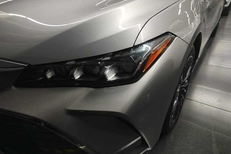 Used Toyota Avalon 2019 2.0L XLE Premium Edition China VI Left Front Headlight