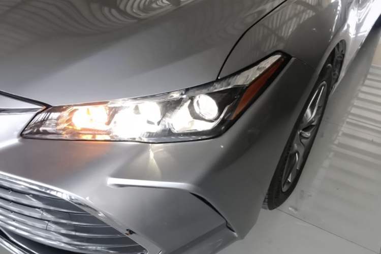Used Toyota Avalon 2019 Dual-Engine 2.5L Luxury Edition China VI Standard Left Front Headlight
