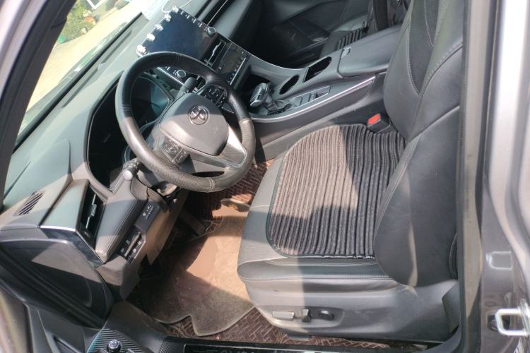 Used Toyota Avalon 2019 2.0L XLE Premium Edition China VI Left Front Seat