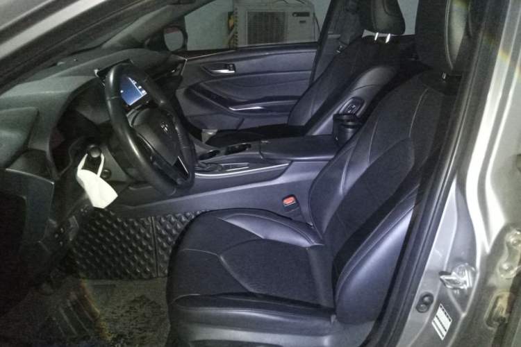 Used Toyota Avalon 2019 2.0L Luxury Edition China VI Standard Left Front Seat
