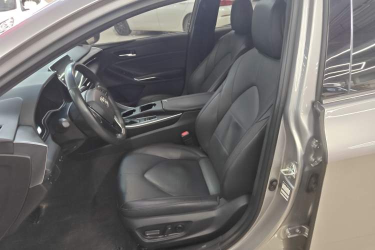 Used Toyota Avalon 2019 2.0L Luxury Edition China VI Standard Left Front Seat