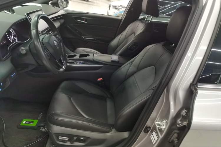 Used Toyota Avalon 2019 Dual-Engine 2.5L Luxury Edition China VI Standard Left Front Seat