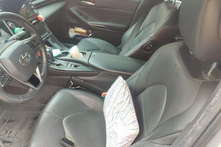 Used Toyota Avalon 2019 Dual-Engine 2.5L Luxury Edition China VI Standard Left Front Seat