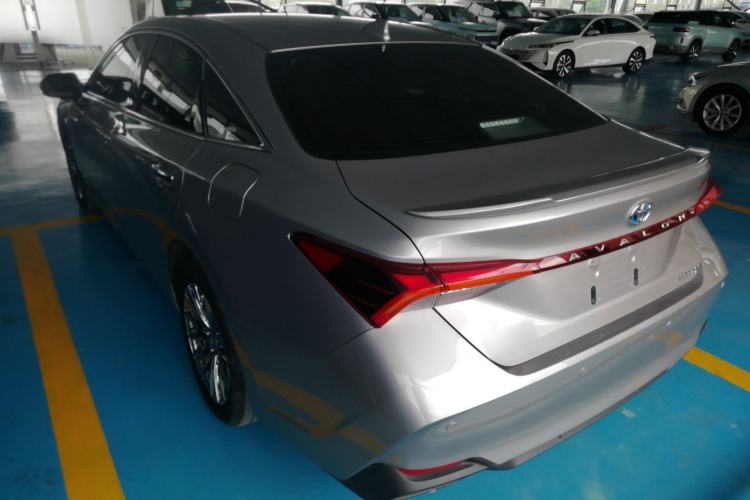 Used Toyota Avalon 2019 Dual-Engine 2.5L Luxury Edition China VI Standard Left Side