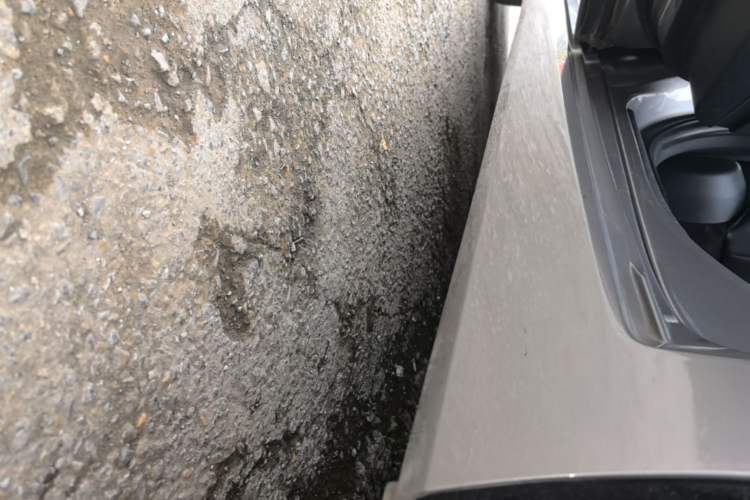 Used Toyota Avalon 2019 2.5L Touring Premium Version China VI Standard Left Side Sill