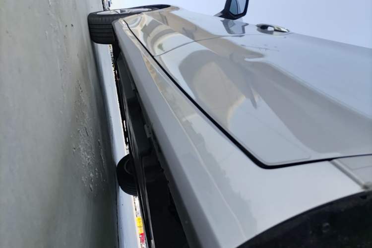 Used Toyota Avalon 2019 2.0L Luxury Edition China VI Standard Left Side Sill