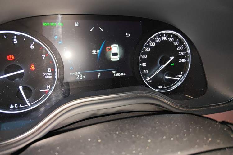 Used Toyota Avalon 2019 2.5L Touring Premium Version China VI Standard Odometer Close Up
