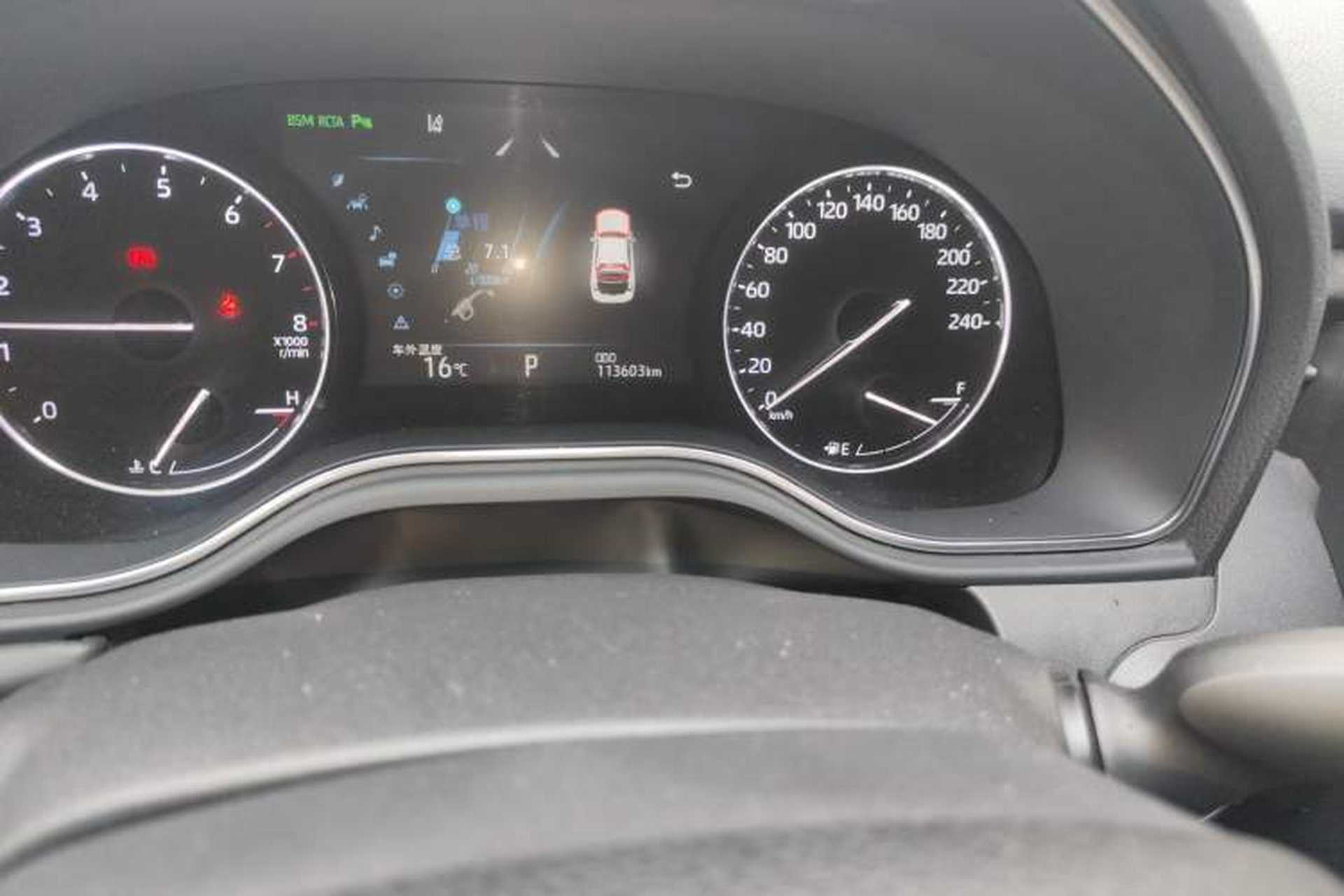 Used Toyota Avalon 2019 2.0L XLE Premium Edition China VI Odometer Close Up