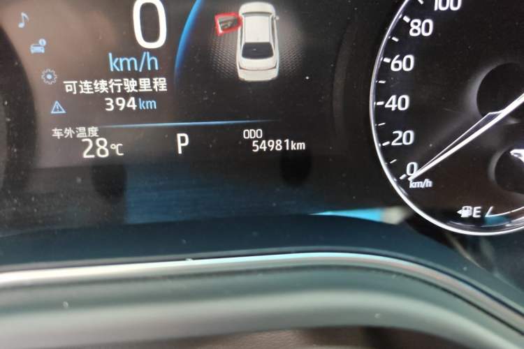 Used Toyota Avalon 2019 2.0L Luxury Edition China VI Standard Odometer Close Up