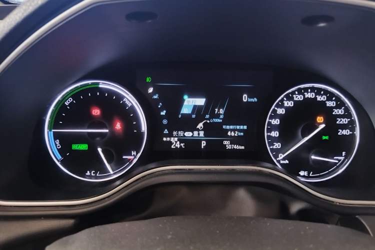 Used Toyota Avalon 2019 Dual-Engine 2.5L Luxury Edition China VI Standard Odometer Close Up
