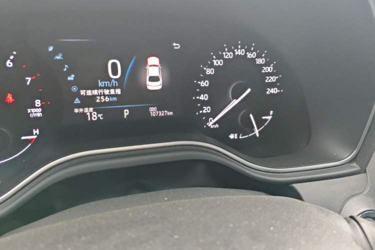 Used Toyota Avalon 2019 2.0L Luxury Edition China VI Standard Odometer Close Up