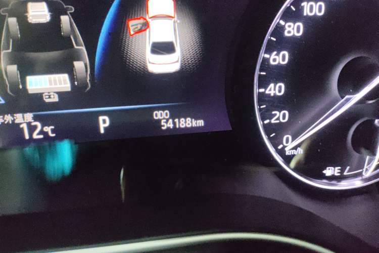 Used Toyota Avalon 2019 Dual-Engine 2.5L XLE Prestige Version China VI Standard Odometer Close Up