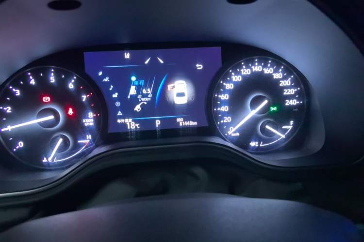 Used Toyota Avalon 2019 2.5L Ambition Version China VI Standard Odometer Close Up