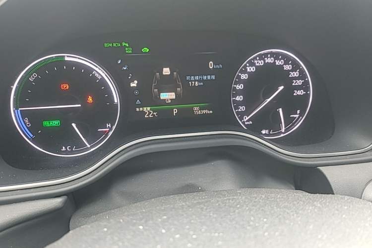 Used Toyota Avalon 2019 Dual-Engine 2.5L XLE Prestige Version China VI Standard Odometer Close Up
