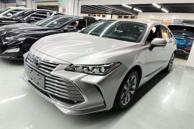 Used Toyota Avalon 2019 2.0L Luxury Edition China VI Standard