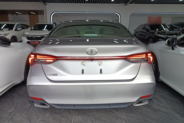 Used Toyota Avalon 2019 2.0L Luxury Edition China VI Standard Rear