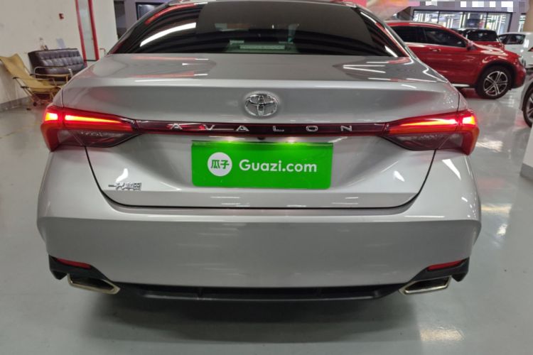 Used Toyota Avalon 2019 2.0L Luxury Edition China VI Standard Rear