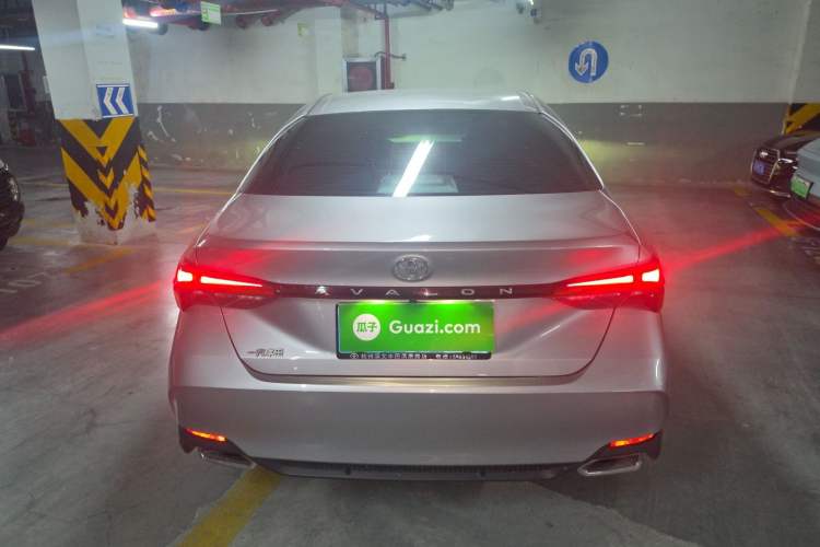 Used Toyota Avalon 2019 2.0L Luxury Edition China VI Standard Rear