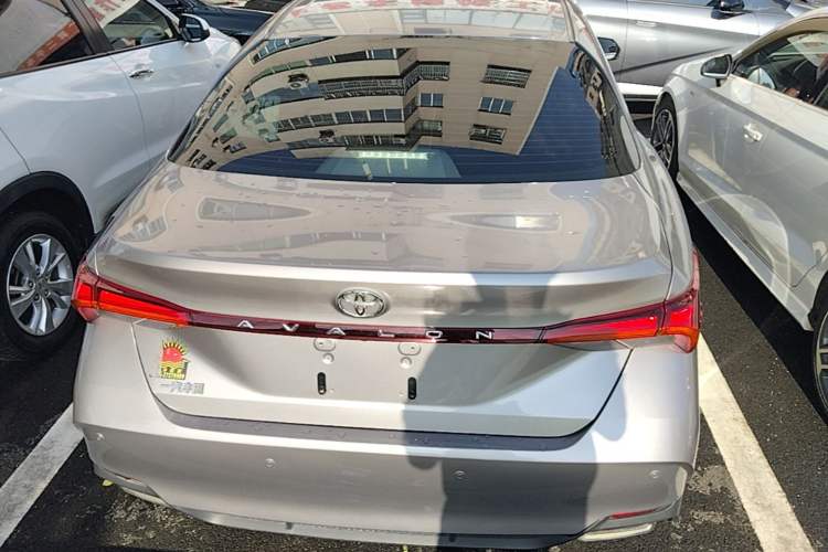 Used Toyota Avalon 2019 2.0L Luxury Edition China VI Standard Rear