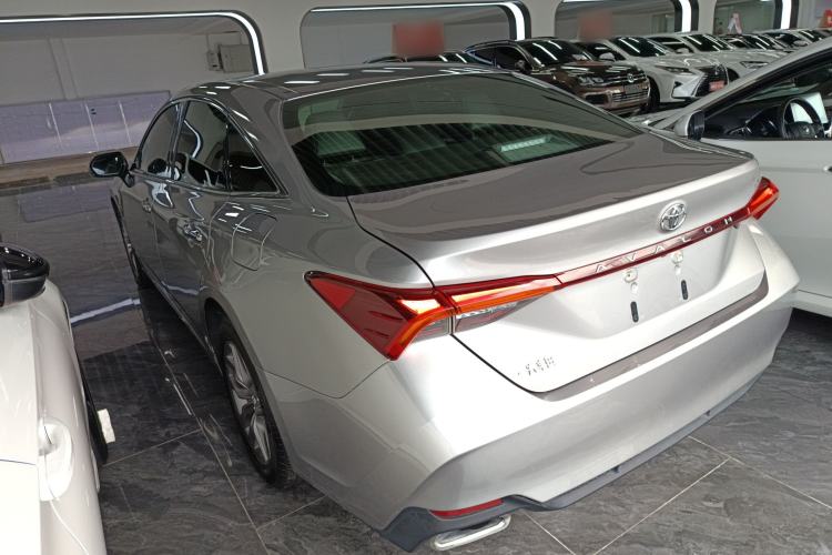 Used Toyota Avalon 2019 2.0L Luxury Edition China VI Standard Rear Left 45 Deg