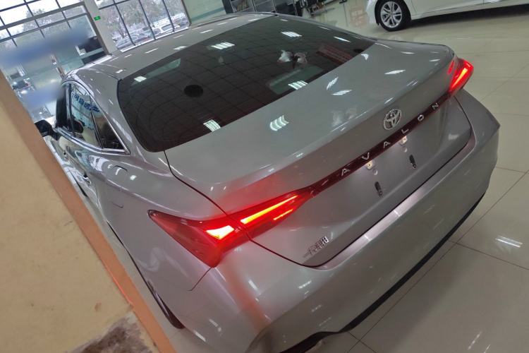 Used Toyota Avalon 2019 2.0L Luxury Edition China VI Standard Rear Left 45 Deg
