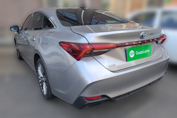 Used Toyota Avalon 2019 Dual-Engine 2.5L XLE Prestige Version China VI Standard Rear Left 45 Deg