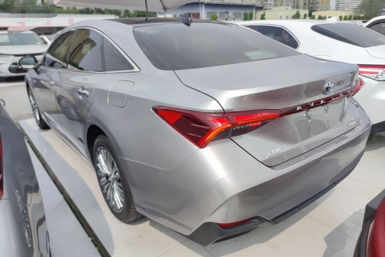 Used Toyota Avalon 2019 Dual-Engine 2.5L XLE Prestige Version China VI Standard Rear Left 45 Deg