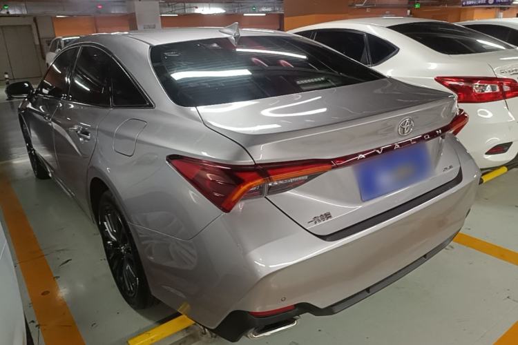 Used Toyota Avalon 2019 2.0L XLE Premium Edition China VI Rear Left 45 Deg