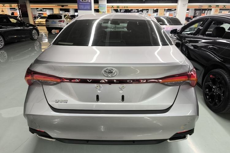 Used Toyota Avalon 2019 2.0L Luxury Edition China VI Standard Rear