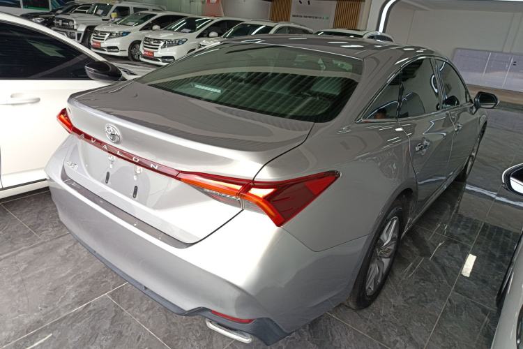 Used Toyota Avalon 2019 2.0L Luxury Edition China VI Standard Rear Right 45 Deg