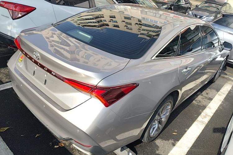 Used Toyota Avalon 2019 2.0L Luxury Edition China VI Standard Rear Right 45 Deg
