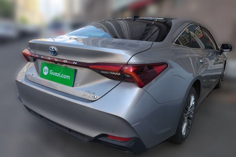 Used Toyota Avalon 2019 Dual-Engine 2.5L XLE Prestige Version China VI Standard Rear Right 45 Deg